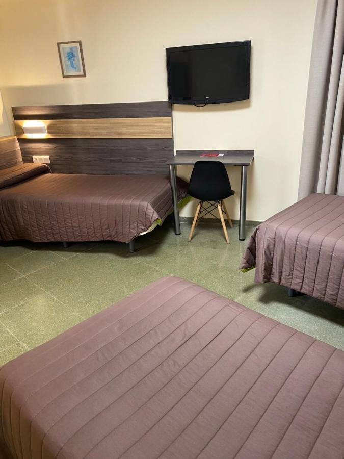 לוגרוניו Hostal Meson Pepa מראה חיצוני תמונה
